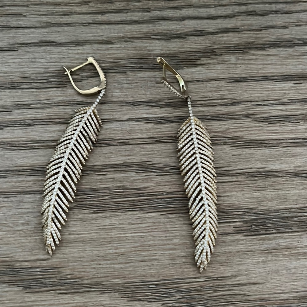 Jennifer Miller gold plated feather earrings. Great condition!